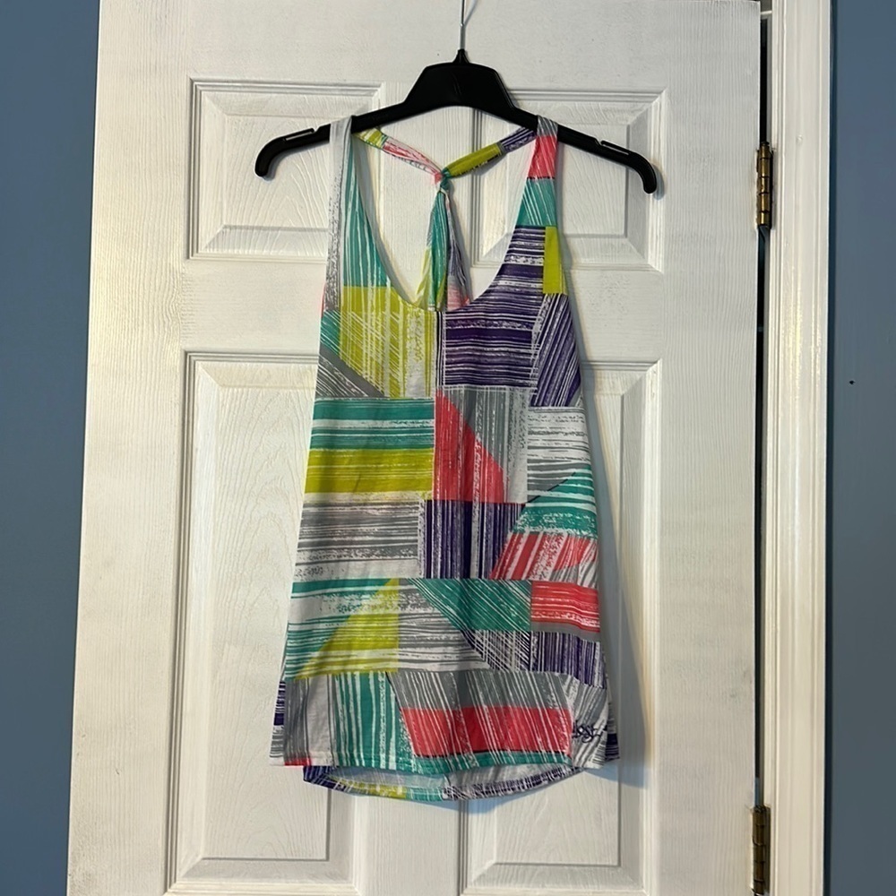 WOMEN’S colorful tank top; size large
